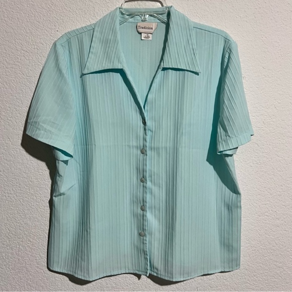 Tradition Robin's Egg Blue Ribbed Short Sleeve Blouse 18